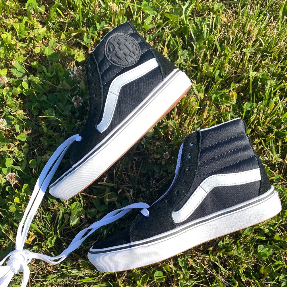 Vans ComfyCush sk8-hi black and white high top shoes. NWT